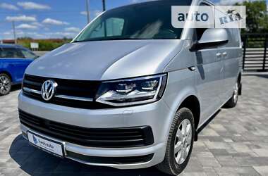 Минивэн Volkswagen Transporter 2018 в 