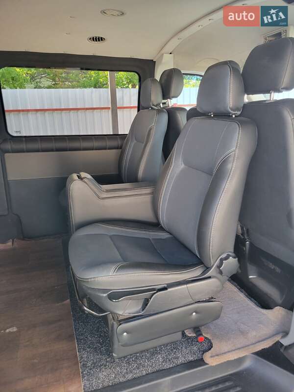 Минивэн Volkswagen Transporter 2008 в Коростышеве