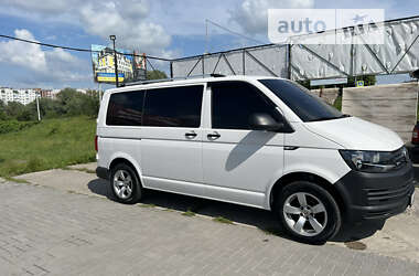 Минивэн Volkswagen Transporter 2015 в Хмельницком