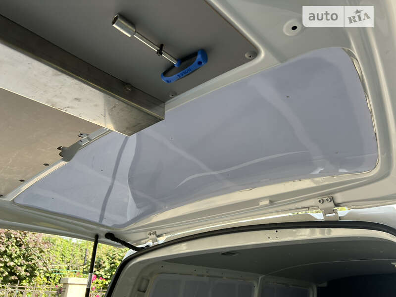 Грузовой фургон Volkswagen Transporter 2017 в Умани