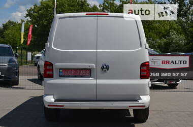 Минивэн Volkswagen Transporter 2019 в 