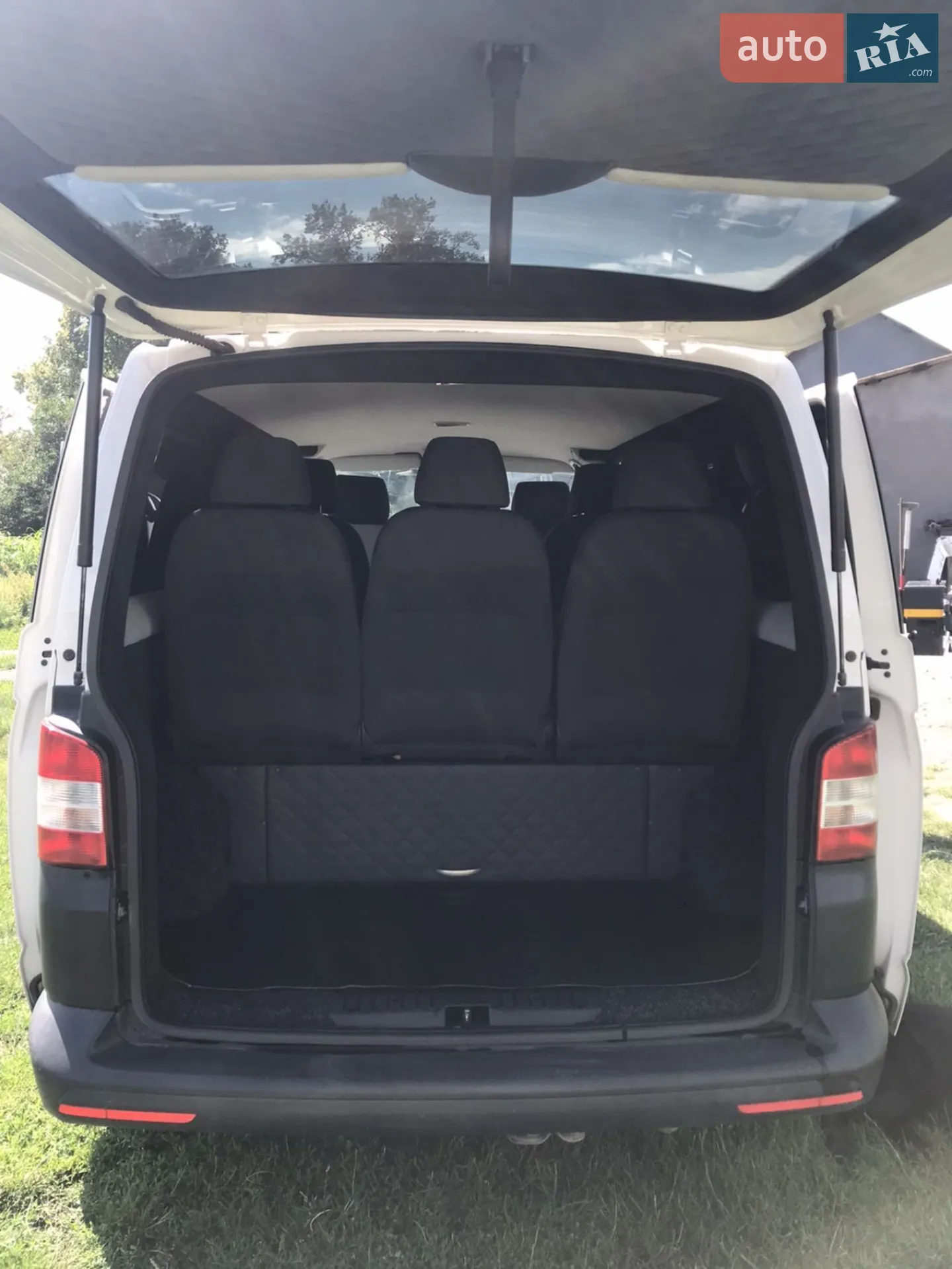 2015 Volkswagen Transporter - мініатюра 15