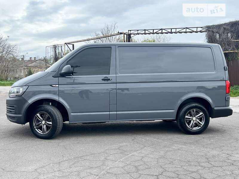 Вантажний фургон Volkswagen Transporter 2019 в Одесі