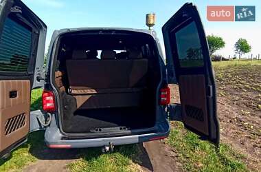 Минивэн Volkswagen Transporter 2017 в 
