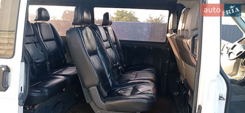 Минивэн Volkswagen Transporter 2000 в Луцке