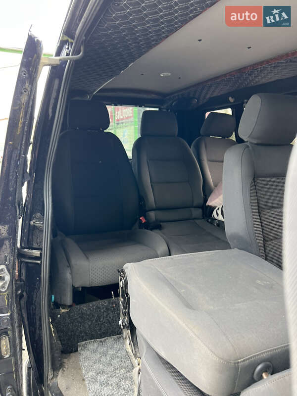 Минивэн Volkswagen Transporter 2003 в Глыбокой