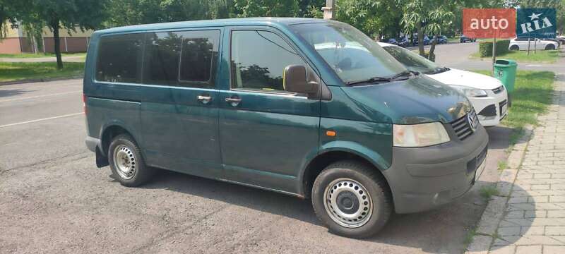 Минивэн Volkswagen Transporter 2007 в Воловце