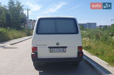 Минивэн Volkswagen Transporter 2002 в Львове