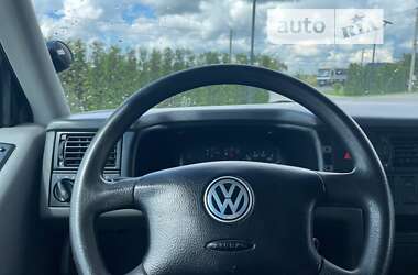 Минивэн Volkswagen Transporter 2002 в 