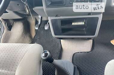 Минивэн Volkswagen Transporter 2002 в 