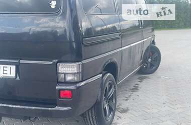 Минивэн Volkswagen Transporter 2002 в 