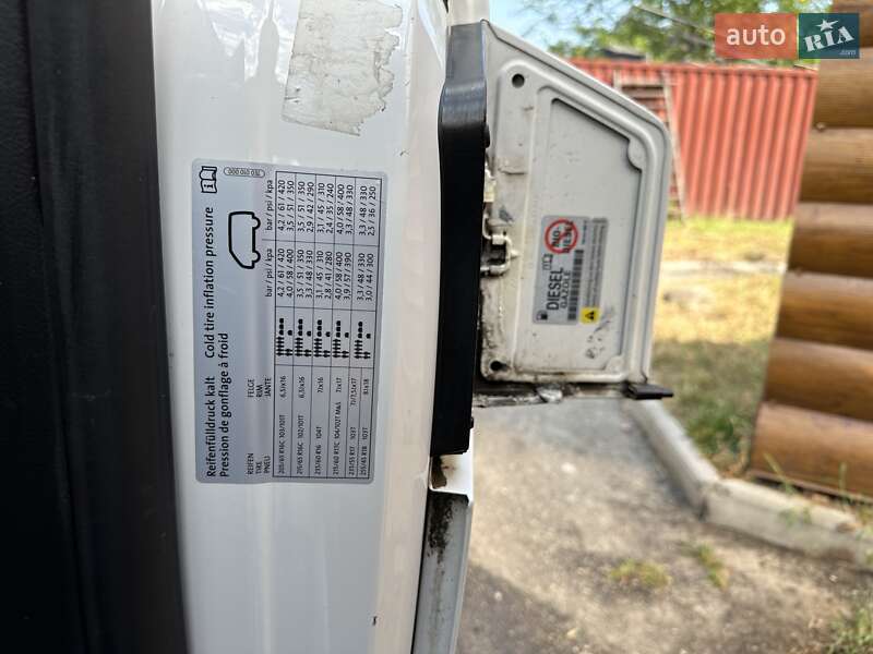 Минивэн Volkswagen Transporter 2015 в Киеве фото 28 Минивэн Volkswagen Transporter 2015 в Киеве