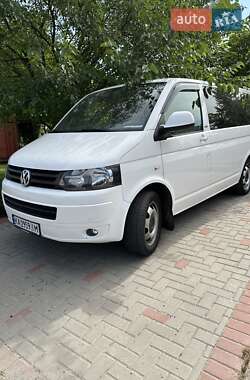 Минивэн Volkswagen Transporter 2015 в Киеве