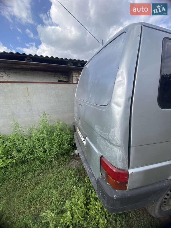 Минивэн Volkswagen Transporter 1993 в Нежине