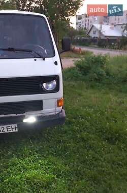 Минивэн Volkswagen Transporter 1986 в Дрогобыче