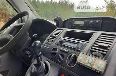 Грузовой фургон Volkswagen Transporter 2006 в 