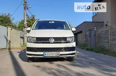 Мінівен Volkswagen Transporter 2016 в Києві