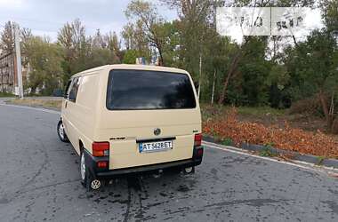 Минивэн Volkswagen Transporter 2002 в Надворной