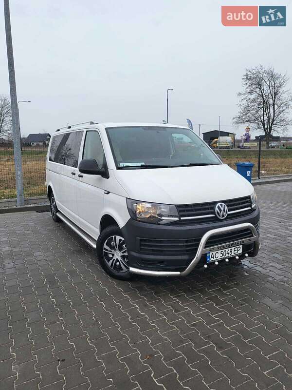 Минивэн Volkswagen Transporter 2018 в 