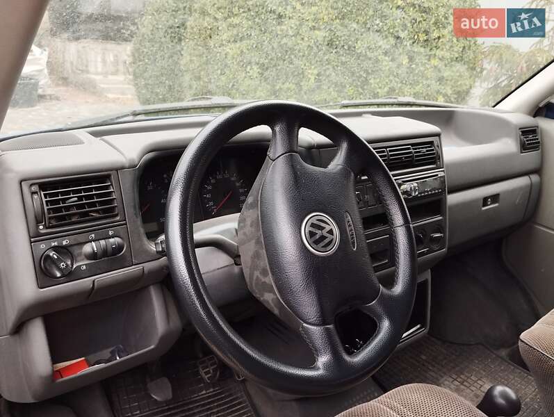 Мінівен Volkswagen Transporter 2001 в Миколаєві