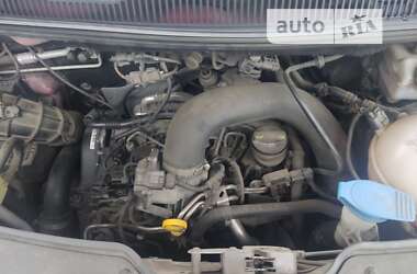 Грузовой фургон Volkswagen Transporter 2015 в 