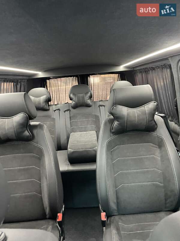 Минивэн Volkswagen Transporter 2016 в Ромнах