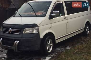 Минивэн Volkswagen Transporter 2009 в 