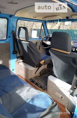 Минивэн Volkswagen Transporter 1988 в 