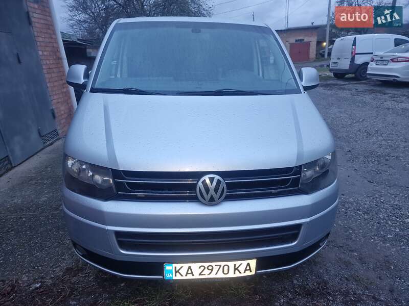 Грузопассажирский фургон Volkswagen Transporter 2011 в Бердичеве