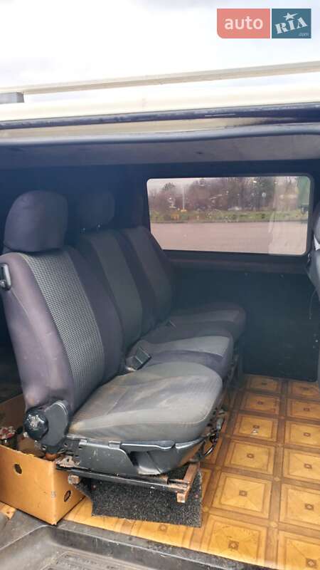 Мінівен Volkswagen Transporter 2006 в Дніпрі