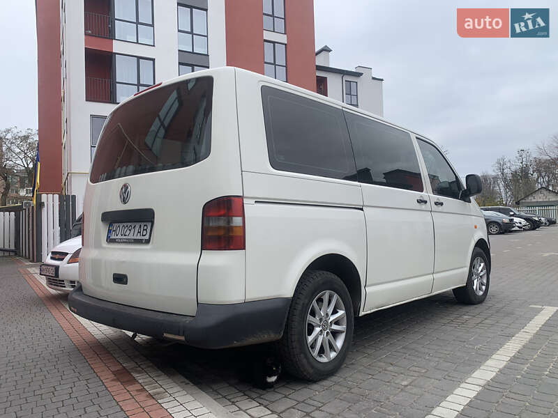 Минивэн Volkswagen Transporter 2004 в Киеве