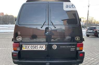Минивэн Volkswagen Transporter 2000 в 