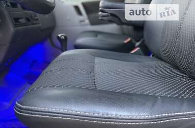 Минивэн Volkswagen Transporter 2000 в 