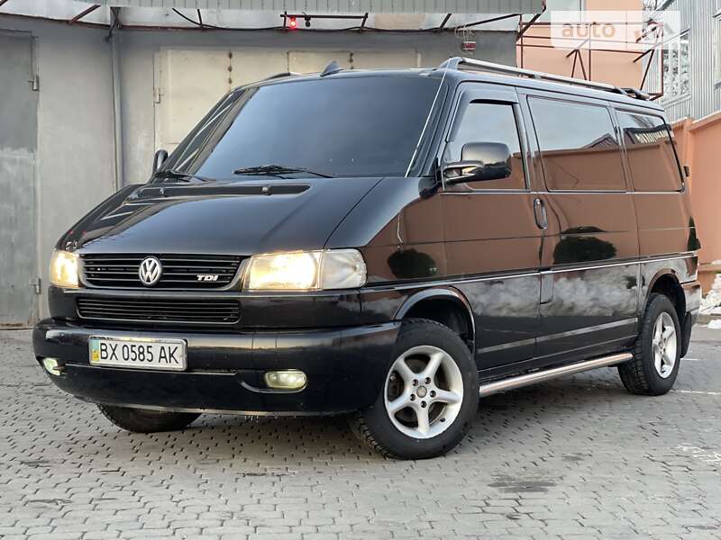 Минивэн Volkswagen Transporter 2000 в 