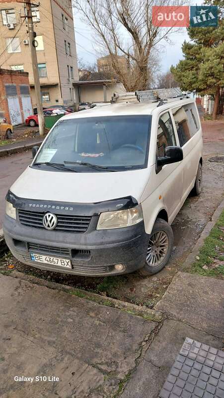 Минивэн Volkswagen Transporter 2006 в 