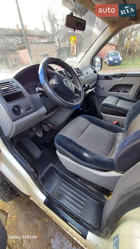 Мінівен Volkswagen Transporter 2006 в Первомайську