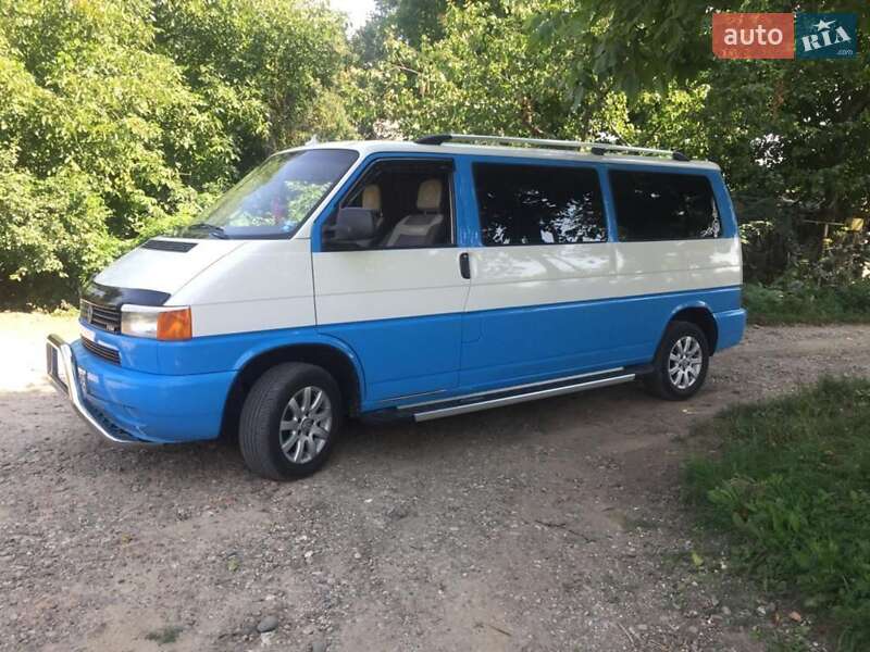 Минивэн Volkswagen Transporter 2000 в Черновцах