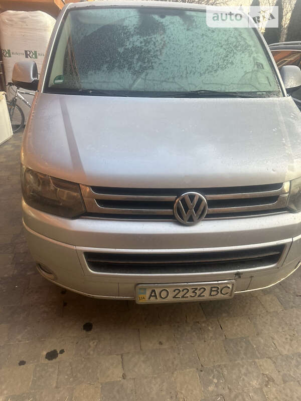 Грузопассажирский фургон Volkswagen Transporter 2010 в Иршаве фото 3 Грузопассажирский фургон Volkswagen Transporter 2010 в Иршаве