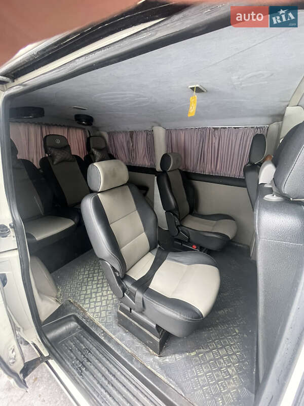 Минивэн Volkswagen Transporter 2005 в Любешове