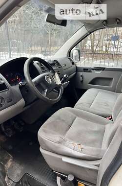 Грузовой фургон Volkswagen Transporter 2005 в Киеве