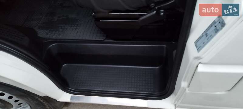 Минивэн Volkswagen Transporter 1997 в Черкассах