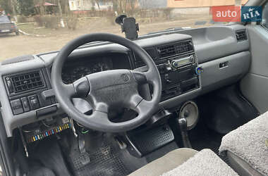 Минивэн Volkswagen Transporter 1996 в 