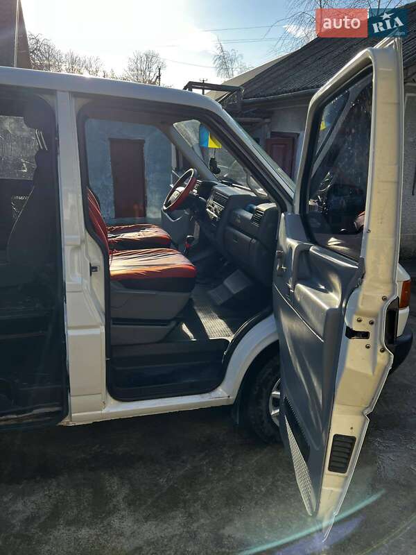 Минивэн Volkswagen Transporter 1997 в Городенке