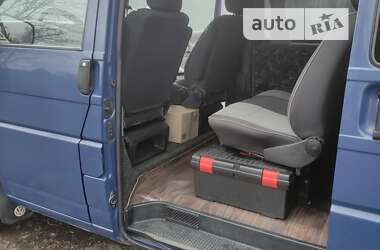 Минивэн Volkswagen Transporter 2003 в Черновцах