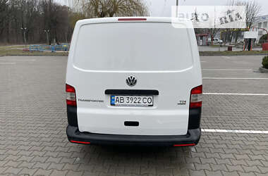 Грузовой фургон Volkswagen Transporter 2014 в Виннице