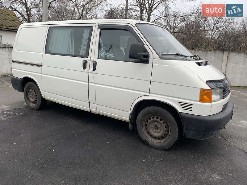 Мінівен Volkswagen Transporter 2002 в Борисполі