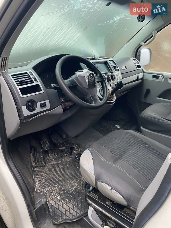 Минивэн Volkswagen Transporter 2004 в Желтых Водах фото 4 Минивэн Volkswagen Transporter 2004 в Желтых Водах