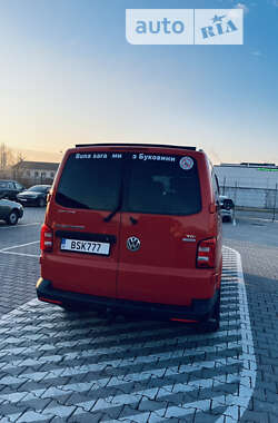 Мінівен Volkswagen Transporter 2015 в Чернівцях