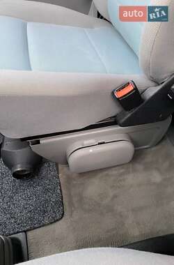 Мінівен Volkswagen Transporter 2002 в 