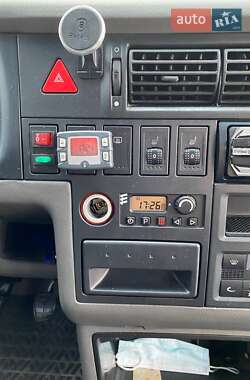 Мінівен Volkswagen Transporter 2002 в 